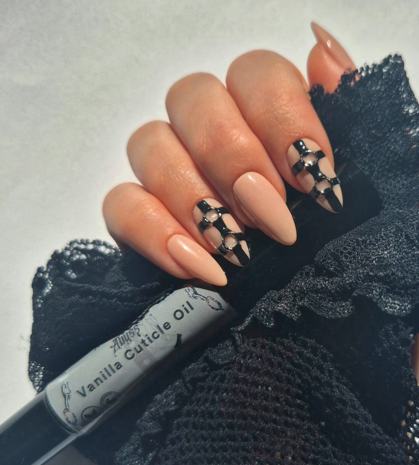 Vanilla cuticle oil pen